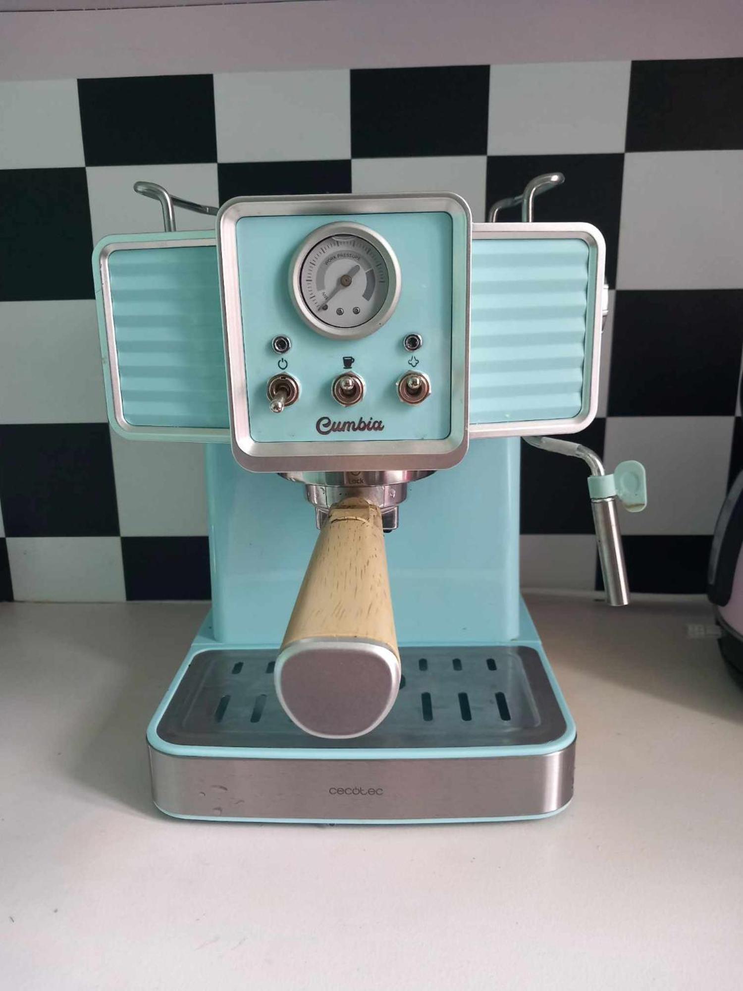 Vintage ,La Capsule Temporelle Wifi Draps Parking Publique Gratuit Lägenhet Thiers Exteriör bild